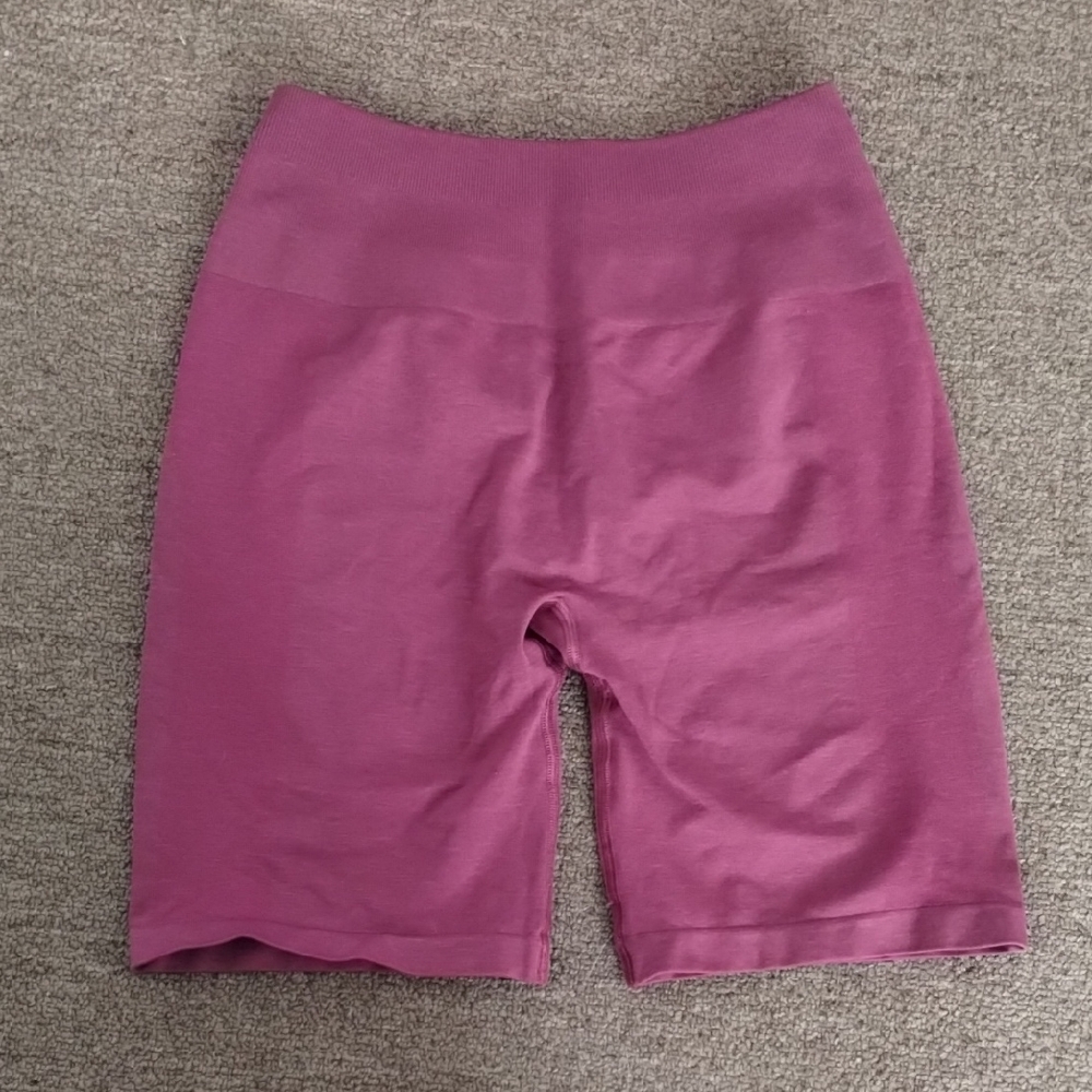 Alphalete Amplify Bike Short - Purple/Pink